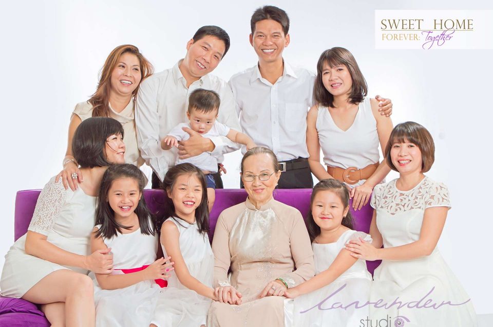 dịch vụ chụp ảnh đại gia đình ở studio Lavender Đà Nẵng
