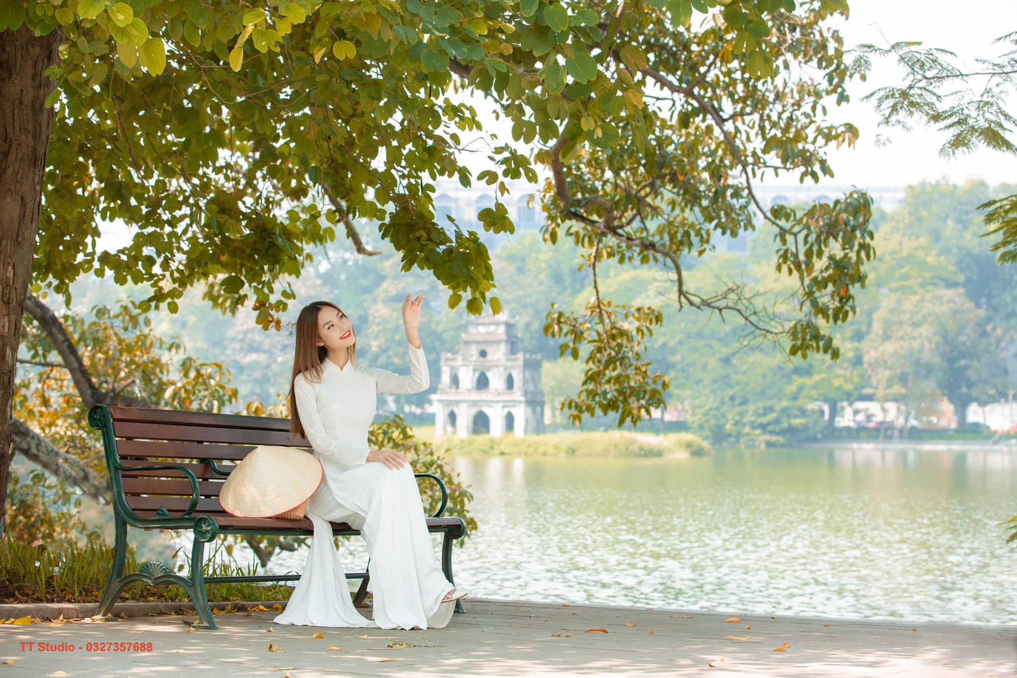 Hồ Gươm và vẻ đẹp cổ kính