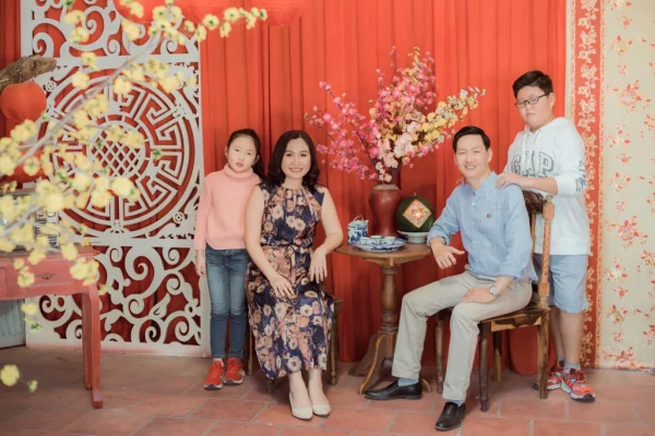 Chụp ảnh gia đình Tết tại Huế