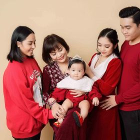 Chụp ảnh gia đình studio có giá chụp hình tết tại HCM rẻ nhấtTết tại Huế