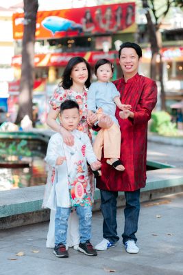 Chụp ảnh gia đình Tết tại Huế