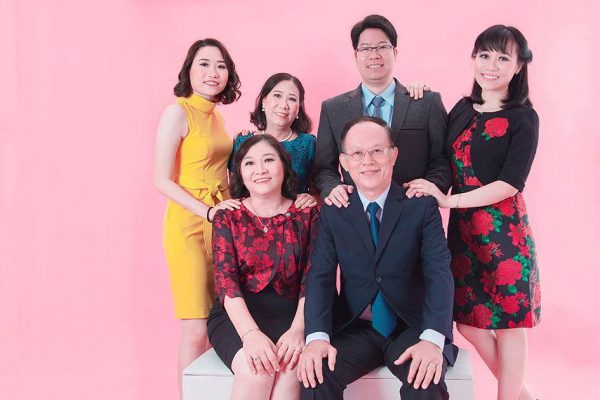 studio có giá chụp hình tết tại HCM rẻ nhất