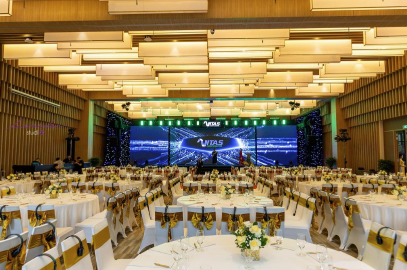 Cách chọn studio chụp ảnh year end party uy tín tại Đà Lạt