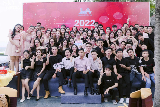 Cách chọn studio chụp ảnh year end party uy tín tại Đà Lạt