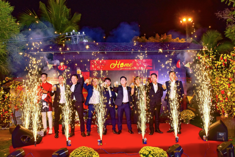 Cách chọn studio chụp ảnh year end party uy tín tại Đà Lạt