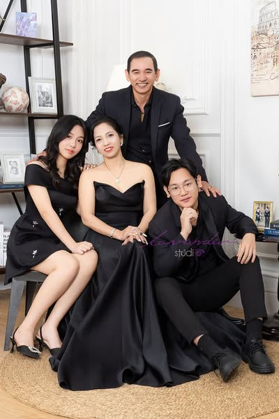 Bất ngờ với khung ảnh gia đình Tết 2025 đẹp tại địa điểm nổi tiếng tại Đà Lạt Bất ngờ với khung ảnh gia đình Tết 2025 đẹp tại địa điểm nổi tiếng tại Đà Lạt