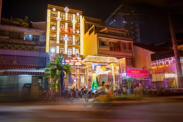 Đặt nhà hàng tiệc cưới: 10 điều lưu ý không thể bỏ qua