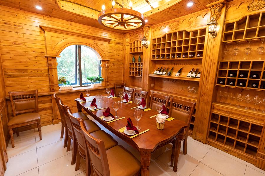 TOP 10 Nhà Hàng Đặt Tiệc Liên Hoan Có Phòng Riêng Tại Sài Gòn