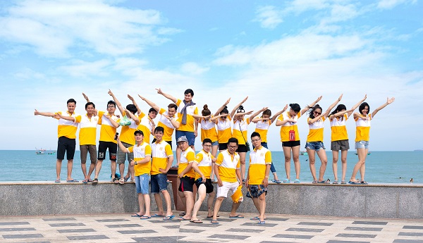 Reviews 10 studio chụp hình teambuilding giá rẻ tại TP.HCM