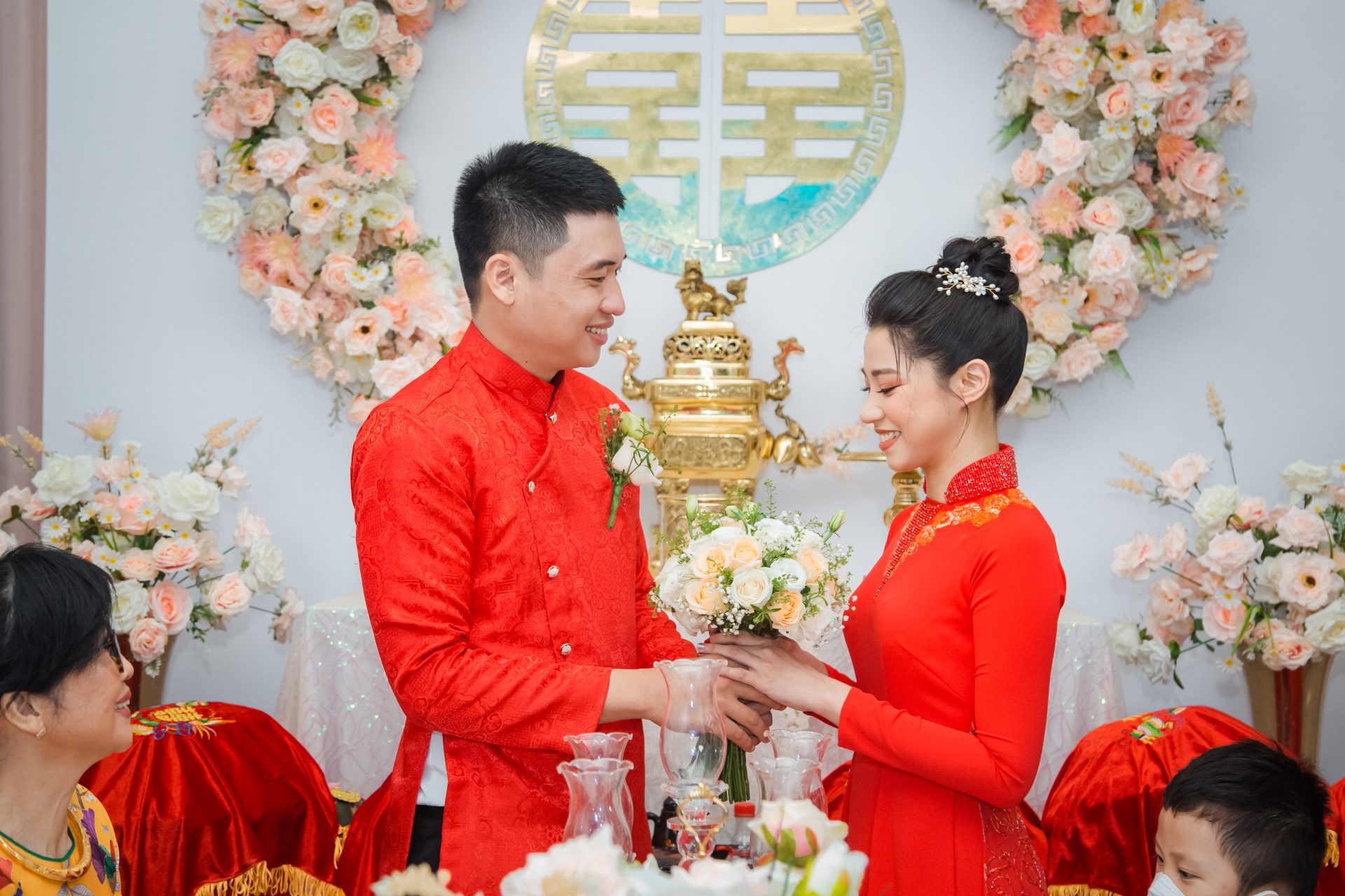 Chụp hình cưới trong tháng 8/2025 cần lưu ý những điều gì?