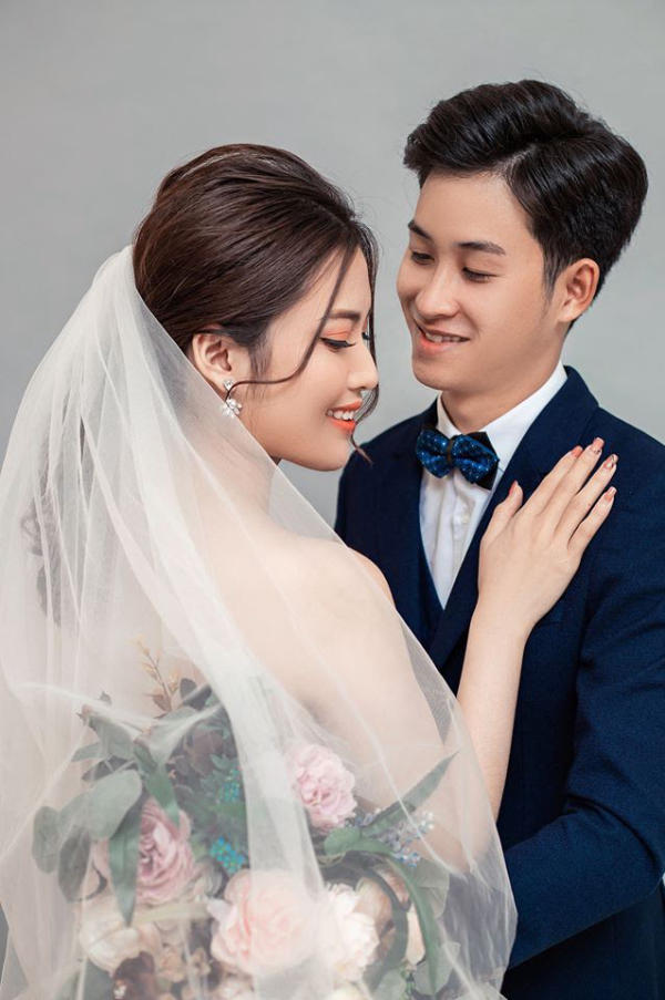 Chụp hình cưới trong tháng 8/2025 cần lưu ý những điều gì?