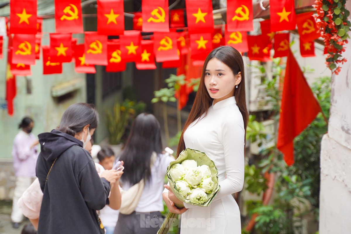 Gợi ý 10 địa chỉ chụp ảnh áo dài Quốc Khánh 2/9 tại Hà Nội siêu hot