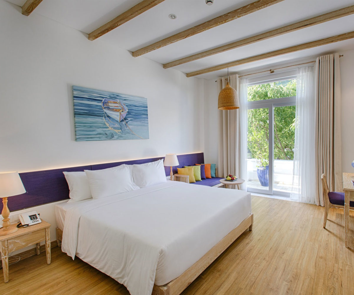 Chụp ảnh quảng cáo khách sạn, nhà hàng tại Hà Nội từ A–Z: phòng, sảnh, hồ bơi, tiện ích Chụp ảnh quảng cáo khách sạn, nhà hàng tại Hà Nội từ A–Z: phòng, sảnh, hồ bơi, tiện ích