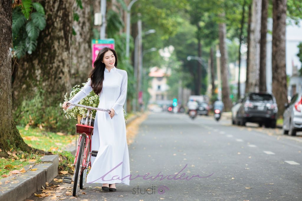 Chụp hình ngoại cảnh áo dài: Khi văn hóa Việt hòa cùng thiên nhiên