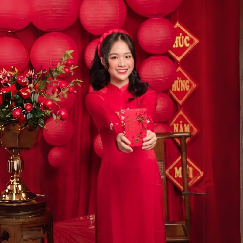 Chân Dung Áo Dài Tết Concept Hiện Đại, Tối Giản đổi mới phong cách năm Bính Ngọ