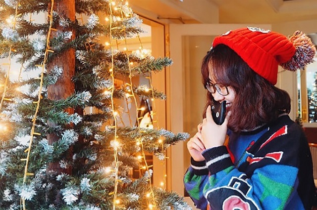 Reviews hot studio chụp ảnh Noel phong cách cổ kính tại Huế Reviews hot studio chụp ảnh Noel phong cách cổ kính tại Huế