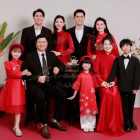 TP.HCM rộn ràng mùa chụp hình gia đình Tết 2026