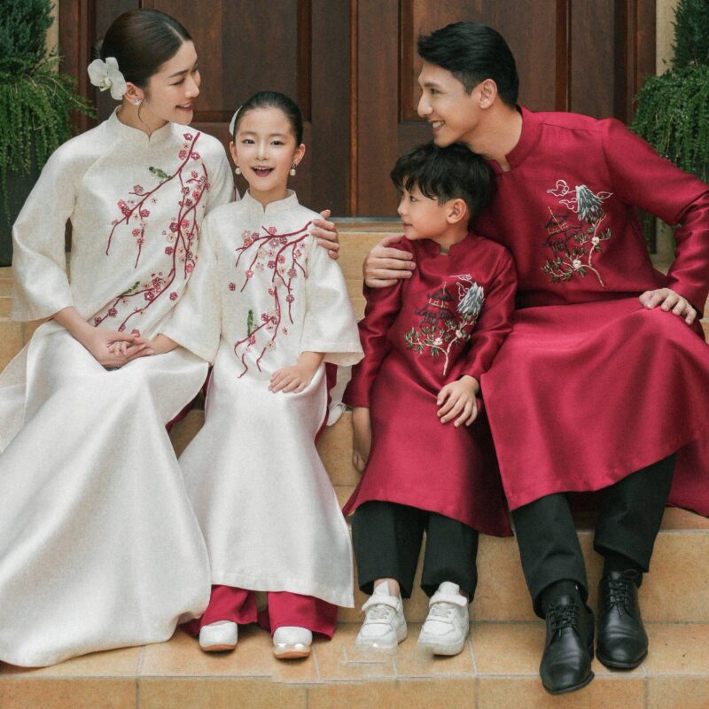 Top concept chụp ảnh gia đình Tết nhỏ gọn nhưng sang trọng 2026 Top concept chụp ảnh gia đình Tết nhỏ gọn nhưng sang trọng 2026