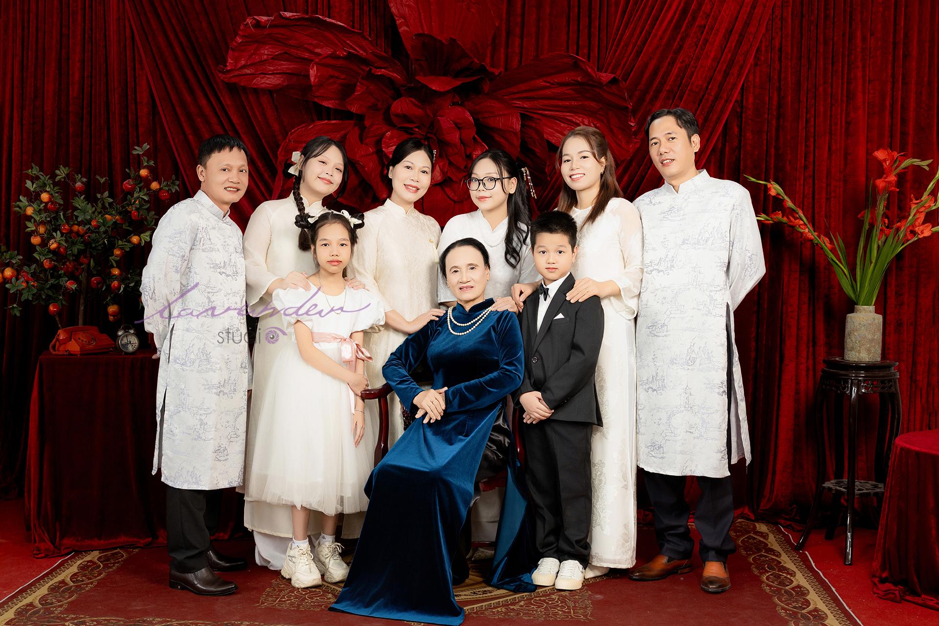 Chụp ảnh gia đình Tết 2026: Không gian, trang phục và phong cách phổ biến