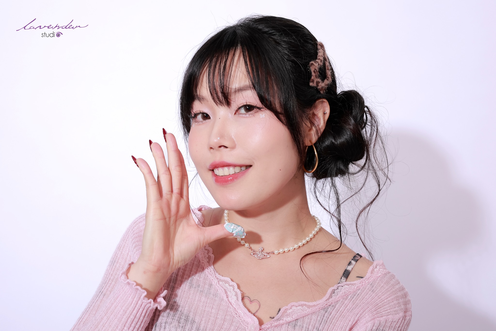 Chụp hình chân dung nữ 2026: Xu hướng tự nhiên & thanh lịch lên ngôi