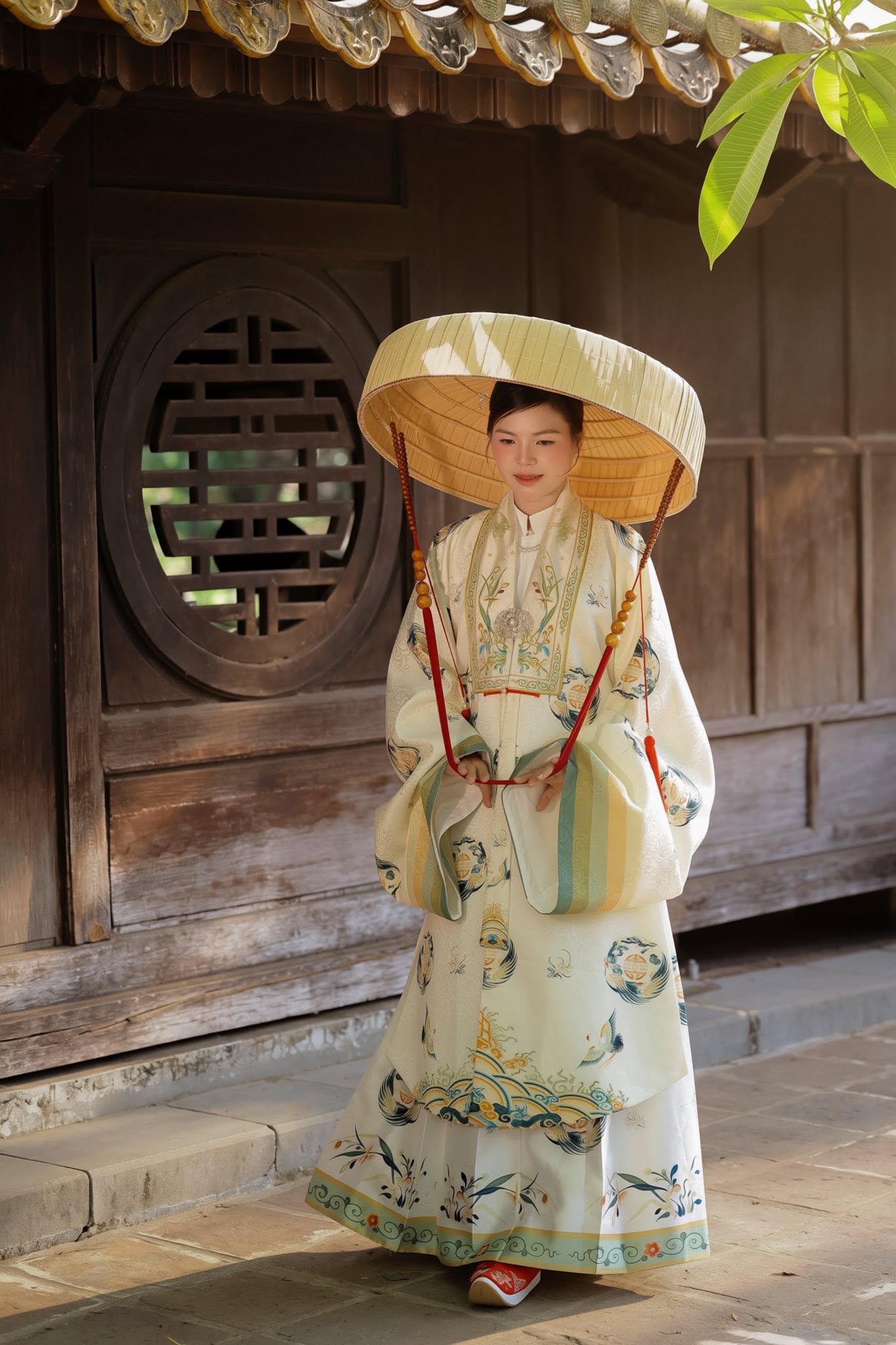 Xu hướng chụp ảnh áo dài ở Huế 2026–2027: Thanh lịch, cổ điển và nghệ thuật Xu hướng chụp ảnh áo dài ở Huế 2026–2027: Thanh lịch, cổ điển và nghệ thuật