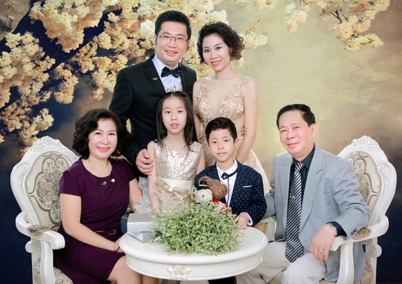 Studio chụp đại gia đình đẹp ở Huế (6)