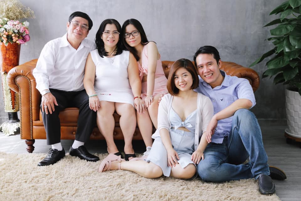Top 10 studio chụp gia đình 5 người được yêu thích tại TPHCM (7)