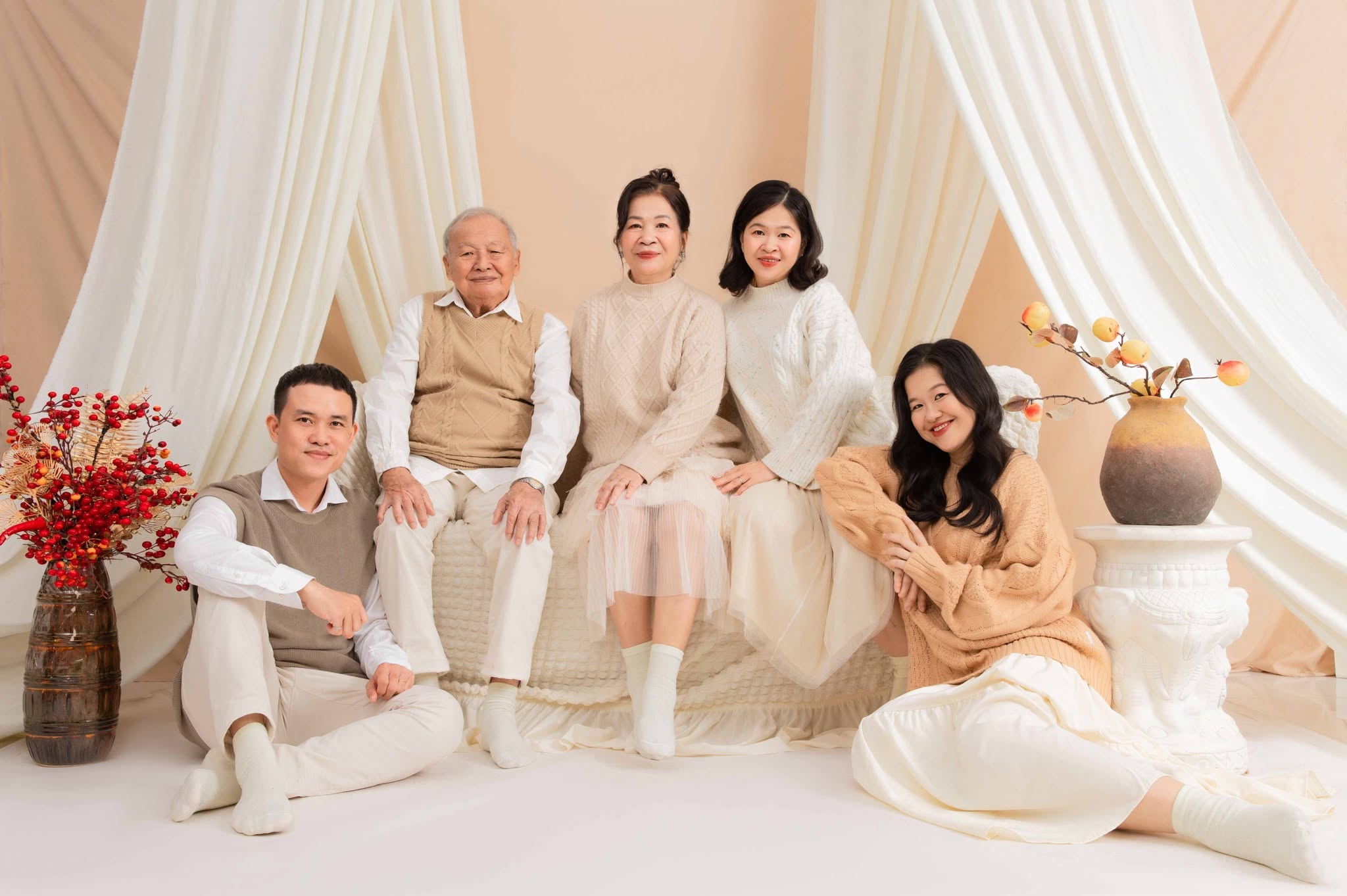 Bí quyết tạo dáng chụp ảnh gia đình nghệ thuật (1)