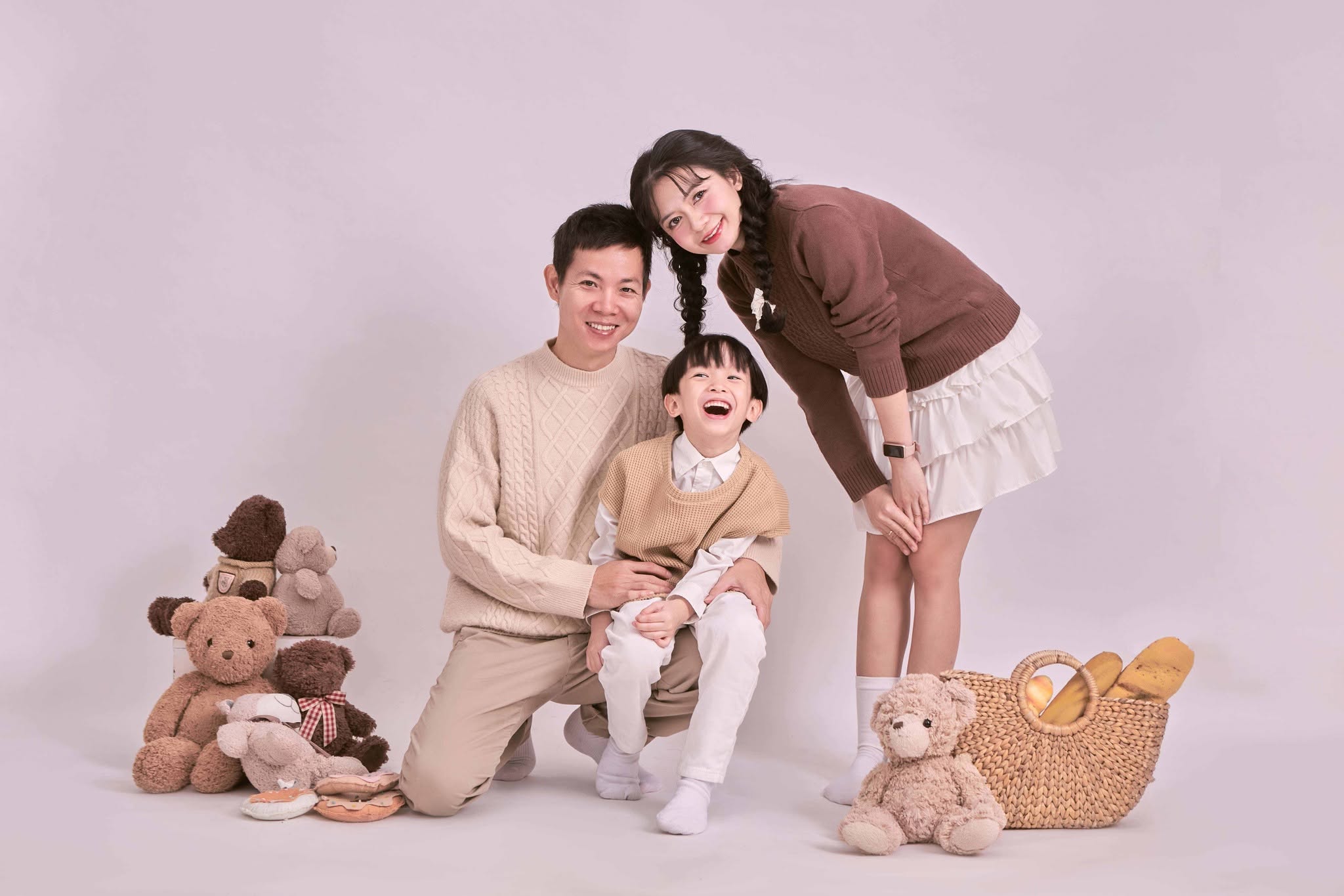 Bí quyết tạo dáng chụp ảnh gia đình nghệ thuật