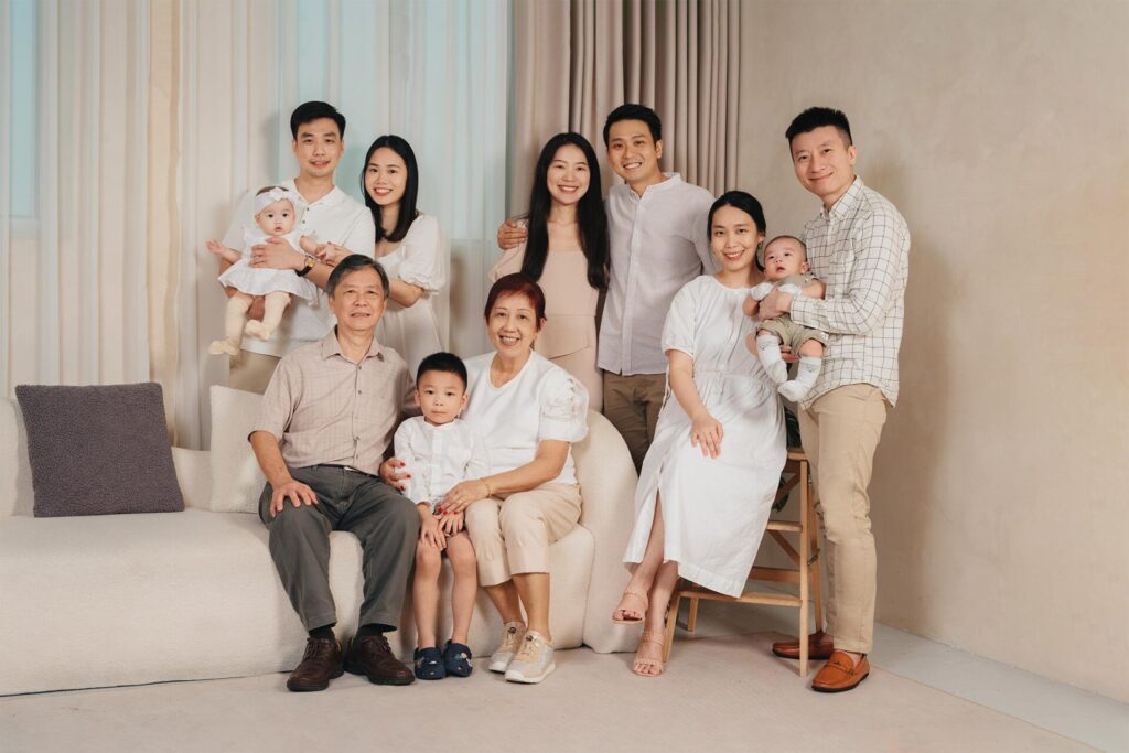 Studio Chụp Hình Gia Đình TPHCM (3) Studio Chụp Hình Gia Đình TPHCM (3)